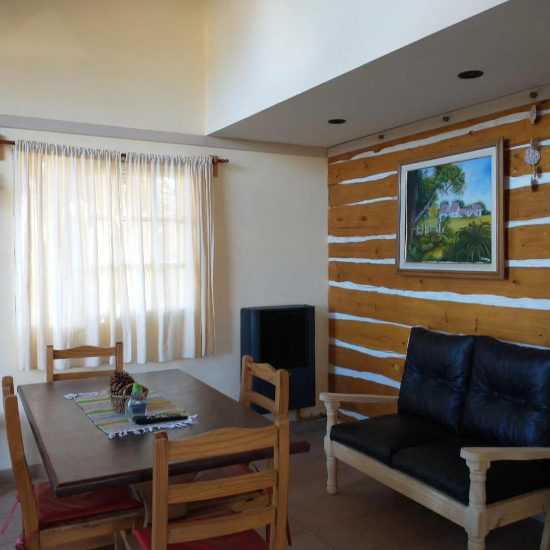 Cabanas Pyracantha Ескуел Екстериор снимка