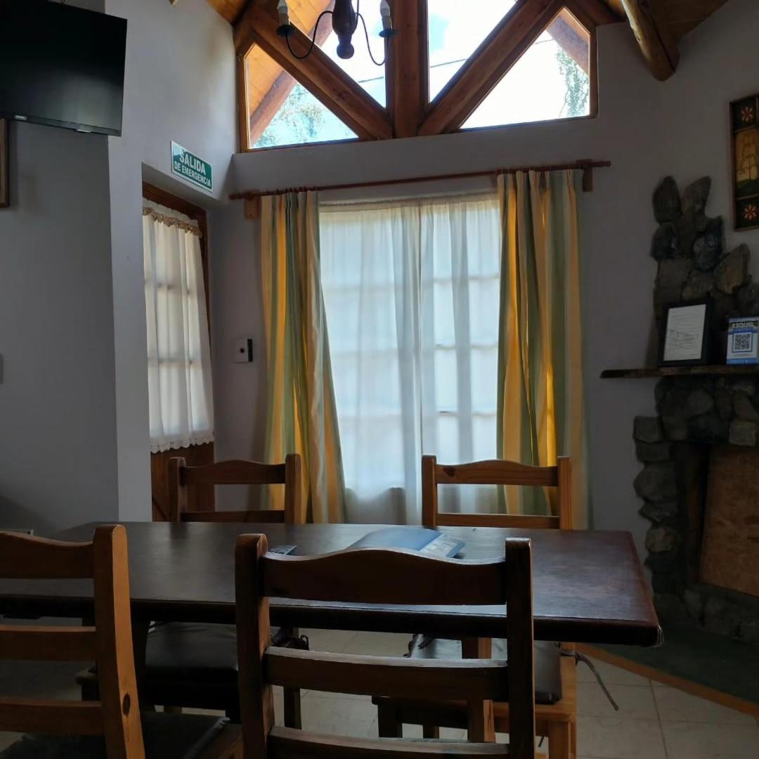 Cabanas Pyracantha Ескуел Екстериор снимка