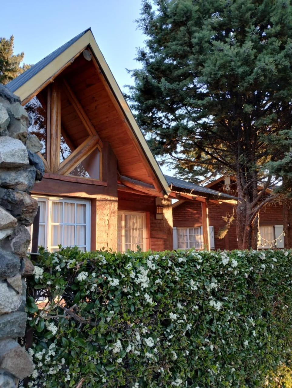Cabanas Pyracantha Ескуел Екстериор снимка